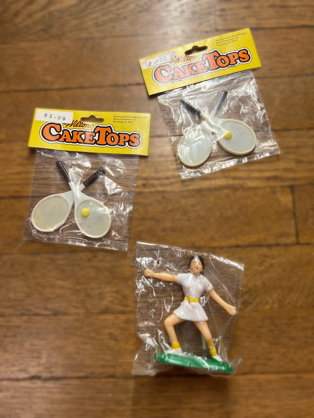 Wilton White & Yellow Tennis Cake Topper Set